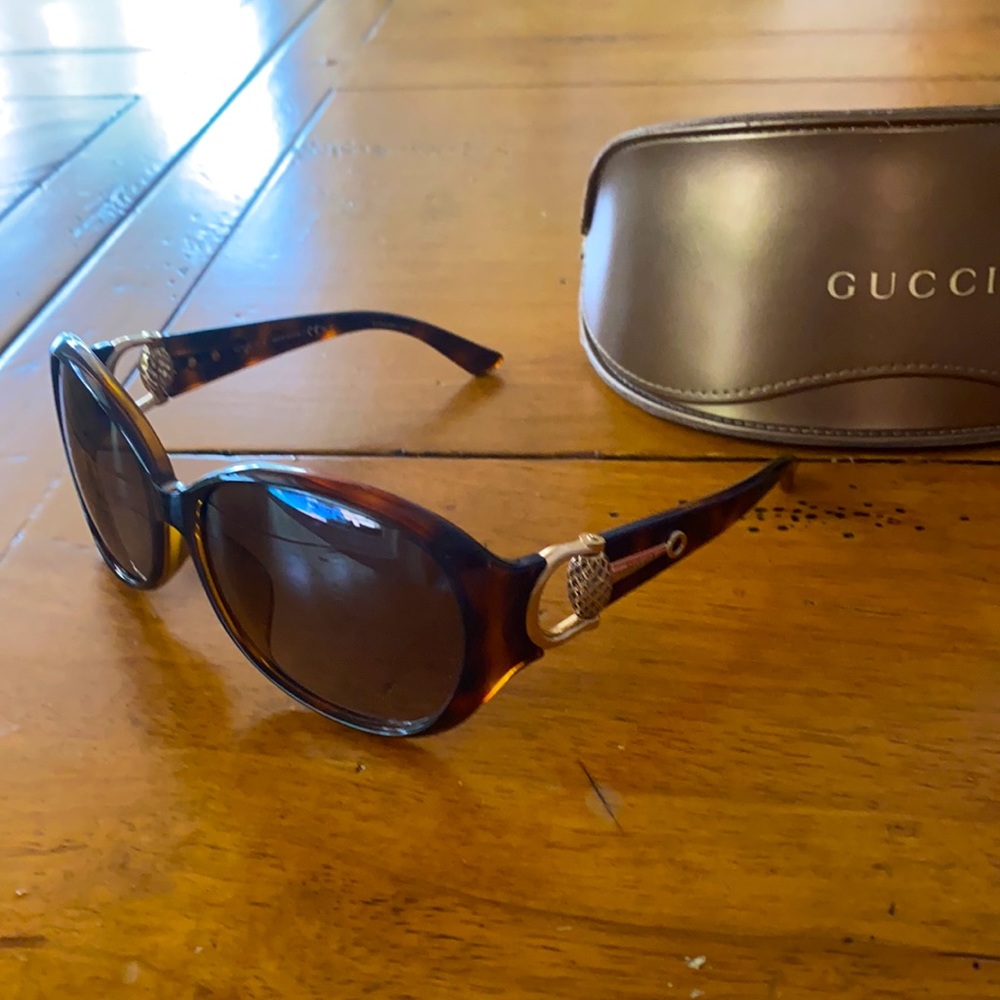 Authentic Gucci sunglasses, made in Italy. Excellent condition